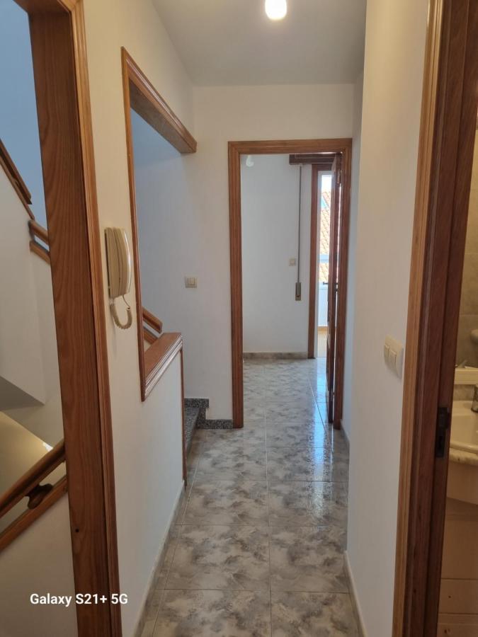 Апартаменты Triplex Corral Эль-Грове Экстерьер фото